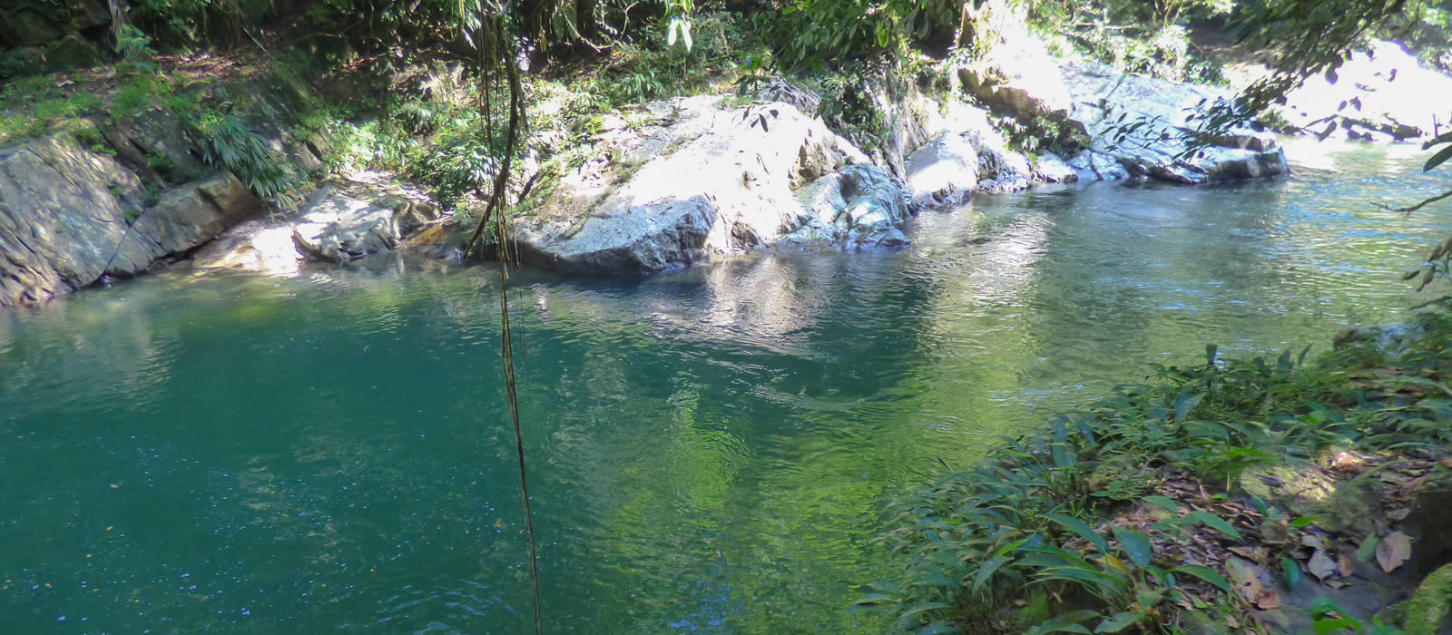 Senderismo Melcocho Oculto con Antioquia de Aventura