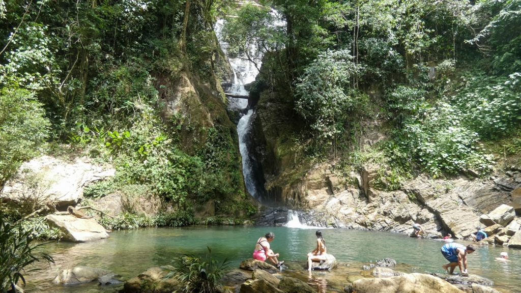 Senderismo Cascadas de La Danta con Antioquia de Aventura